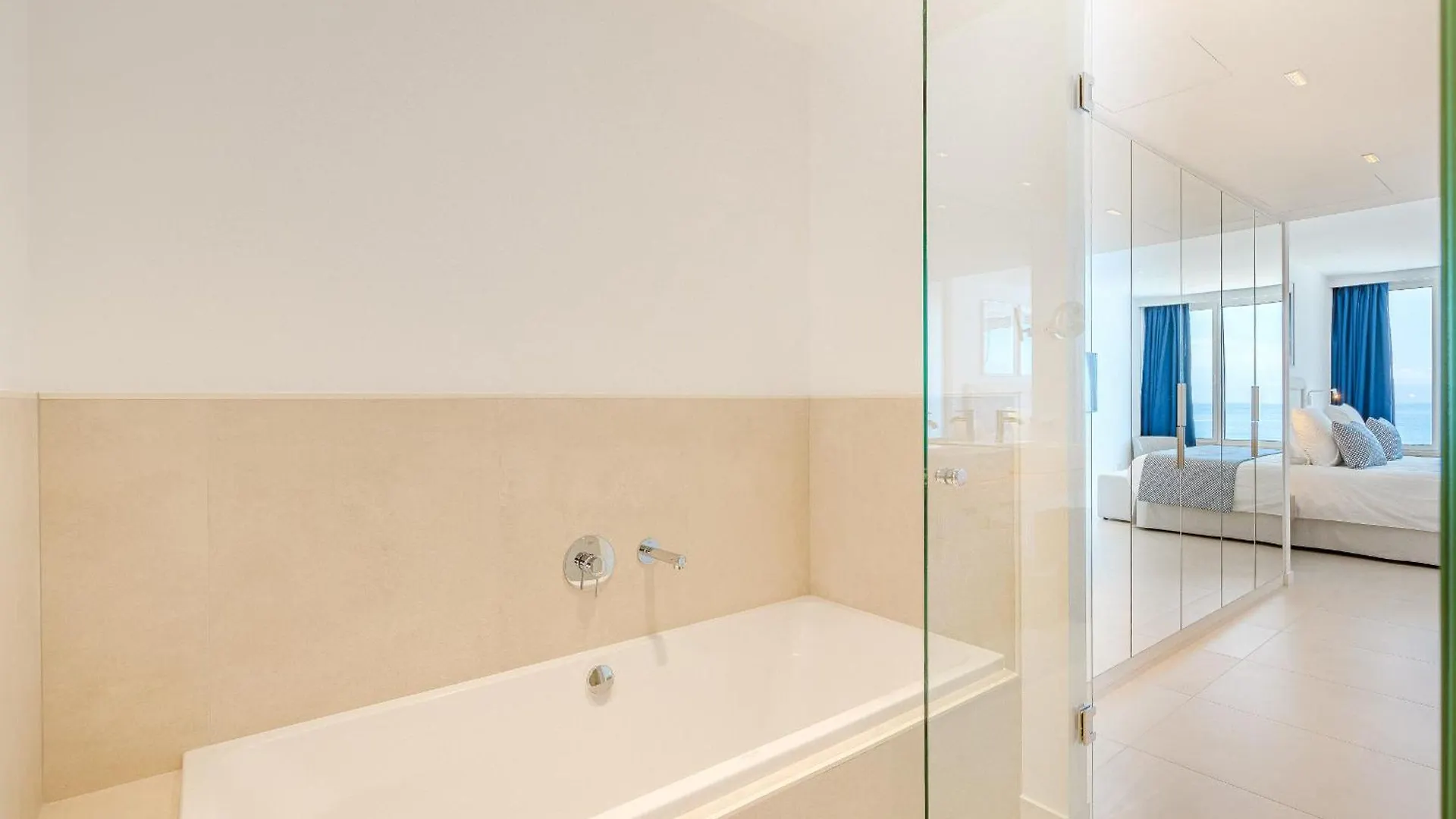 Aquasuites Luxury Apartament B06 At Los Gigantes Acantilado de los Gigantes